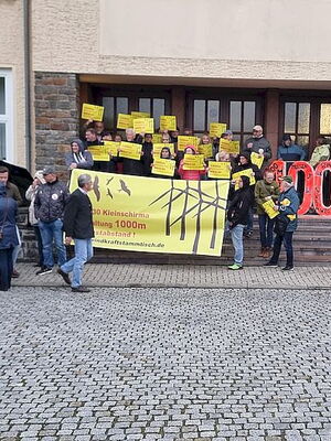 Protest vor Gebäude, Gegenwind Initiativen sind da © Jens Uhlemann 2026